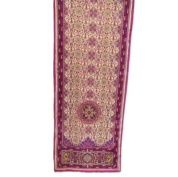 Oscar de la Renta Oblong Silk Scarf Eyelash Hem